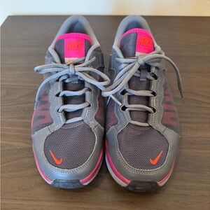Nike Charcoal and Fuchsia Running Shoes